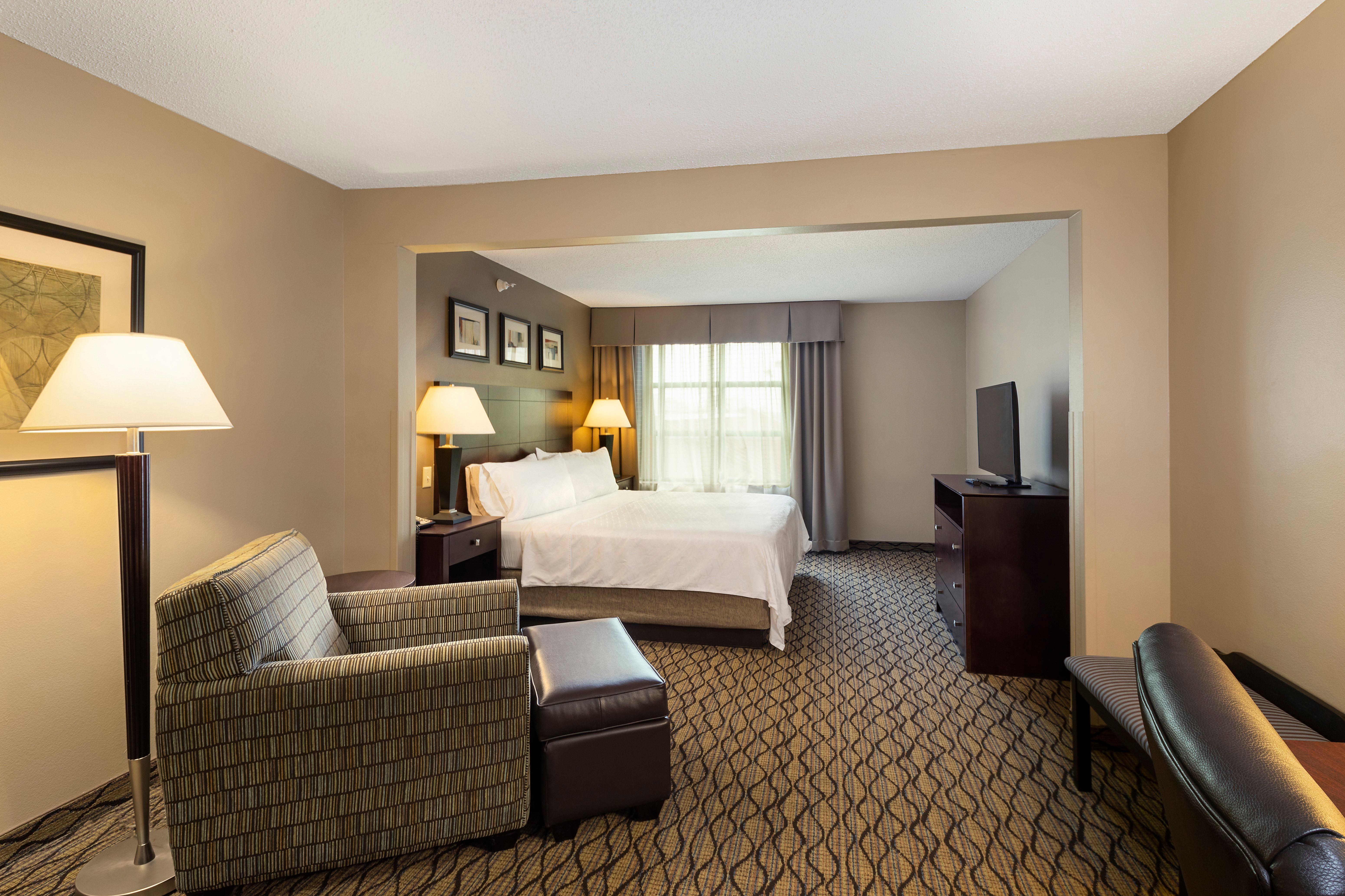 Holiday Inn Express Bloomington West By Ihg Exterior foto