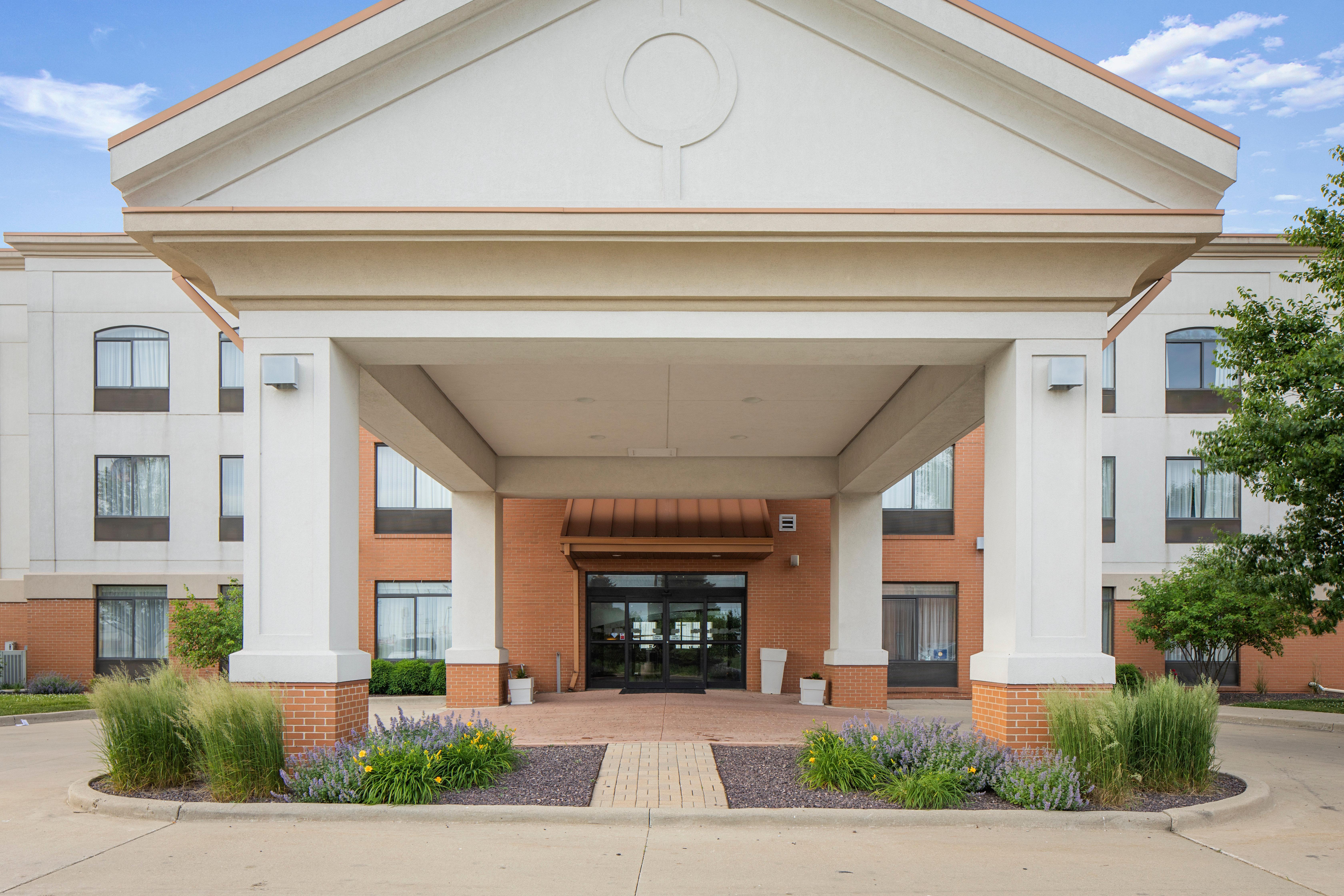 Holiday Inn Express Bloomington West By Ihg Exterior foto